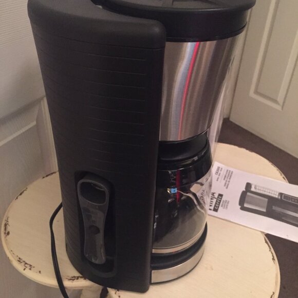 Ninja Coffee 12-Cup Programmable Brewer Coffee Maker CE200 NEW OPEN BOX - Picture 3 of 12